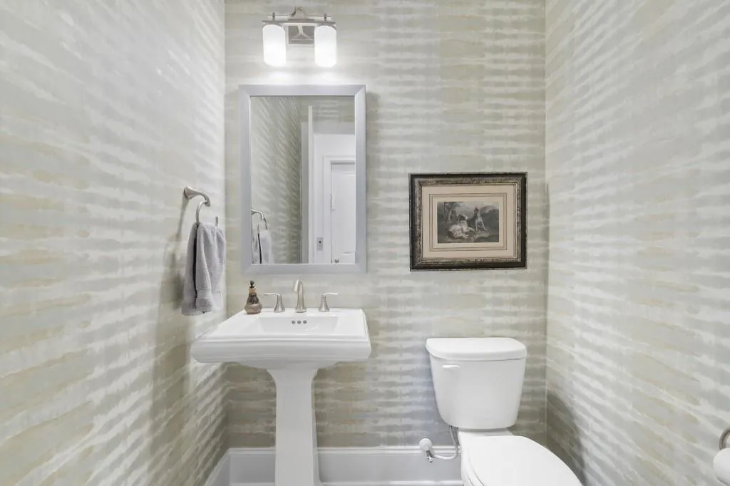 6802 Encore Boulevard, Atlanta, Georgia 30328, 4 Bedrooms Bedrooms, ,4 BathroomsBathrooms,Residential,For Sale,6802 Encore Boulevard,7688367