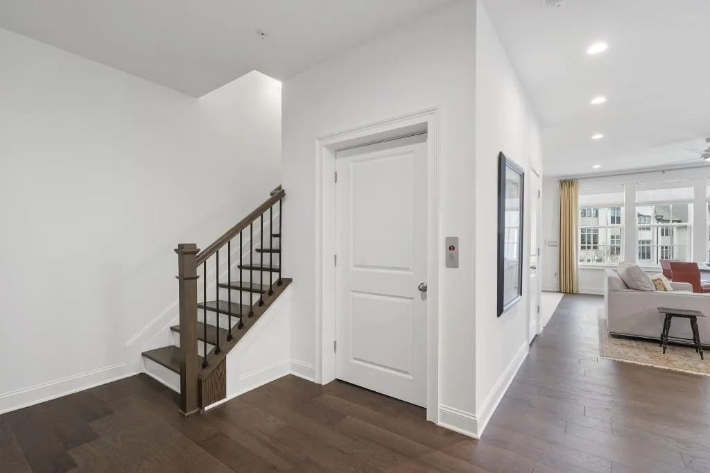 6802 Encore Boulevard, Atlanta, Georgia 30328, 4 Bedrooms Bedrooms, ,4 BathroomsBathrooms,Residential,For Sale,6802 Encore Boulevard,7688367