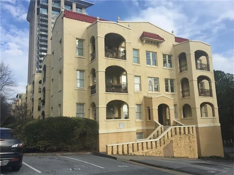 2855 Peachtree Road Ne Unit 313, Atlanta, Georgia 30305, 1 Bedroom Bedrooms, ,1 BathroomBathrooms,Residential,Sold,2855 Peachtree Road Ne Unit 313,5944042
