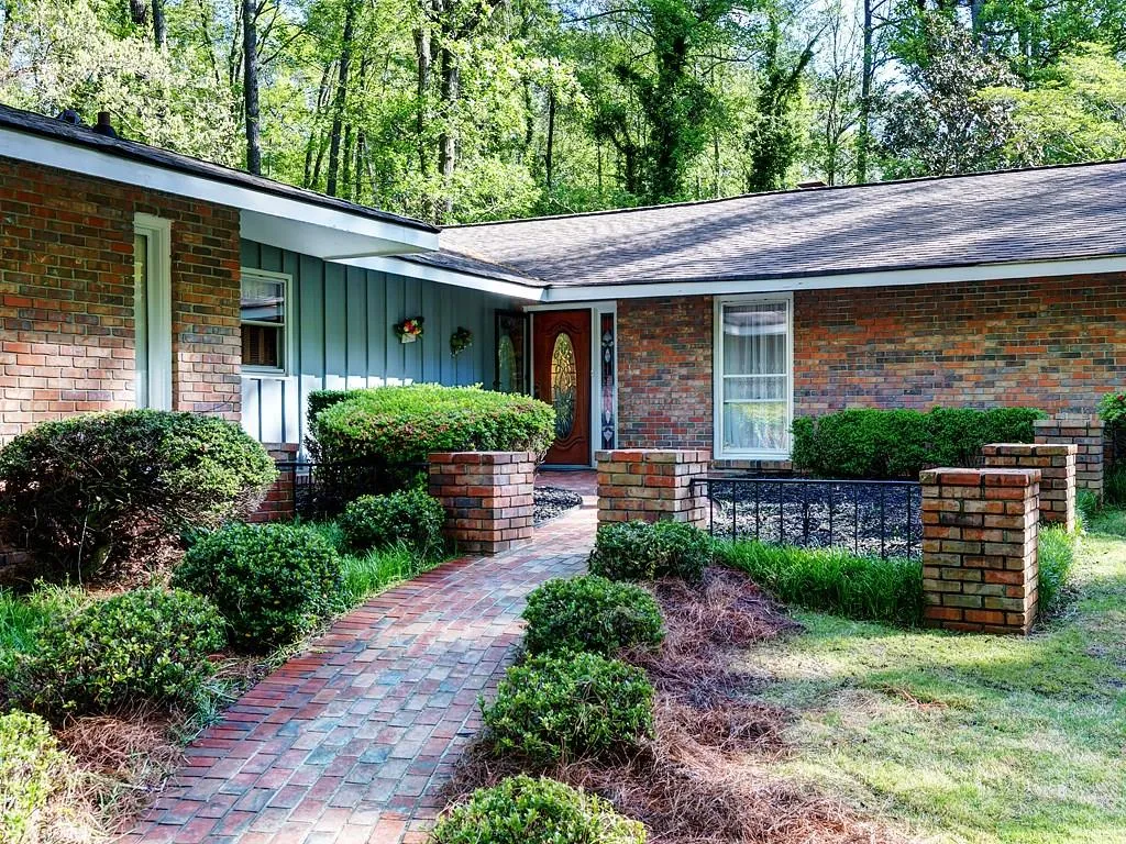 4190 Berkford Circle Ne, Brookhaven, Georgia 30319, 3 Bedrooms Bedrooms, ,2 BathroomsBathrooms,Residential,Sold,4190 Berkford Circle Ne,6002552