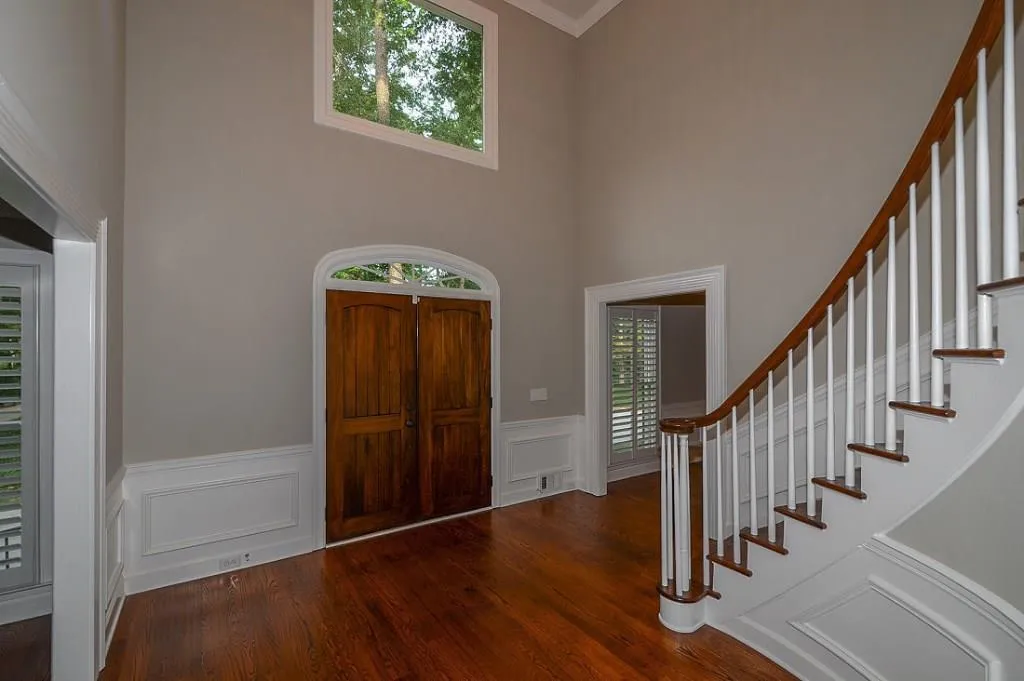 1320 Belmore Way, Sandy Springs, Georgia 30350, 5 Bedrooms Bedrooms, ,4 BathroomsBathrooms,Residential,Sold,1320 Belmore Way,5580254