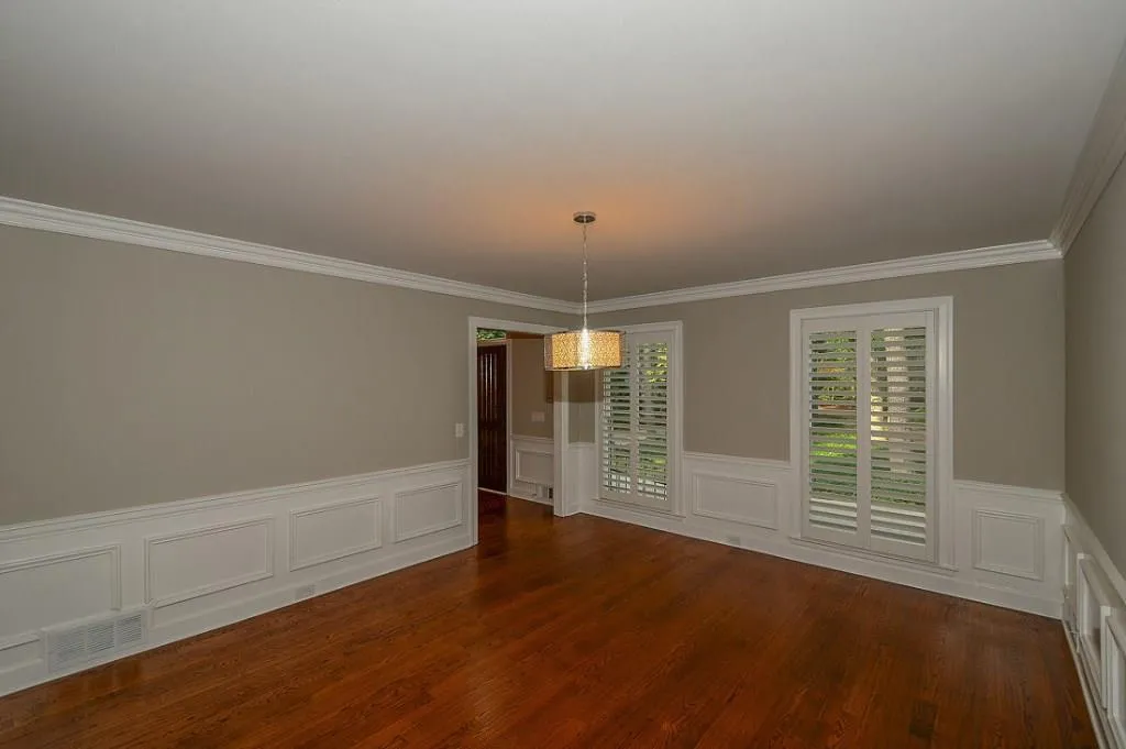 1320 Belmore Way, Sandy Springs, Georgia 30350, 5 Bedrooms Bedrooms, ,4 BathroomsBathrooms,Residential,Sold,1320 Belmore Way,5580254