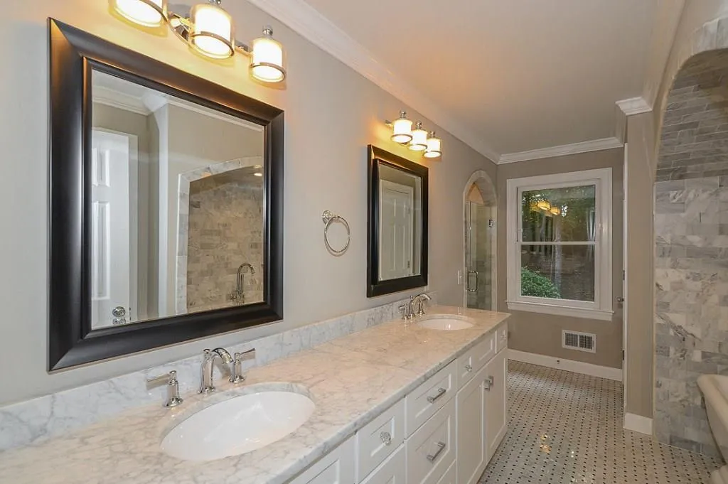 1320 Belmore Way, Sandy Springs, Georgia 30350, 5 Bedrooms Bedrooms, ,4 BathroomsBathrooms,Residential,Sold,1320 Belmore Way,5580254