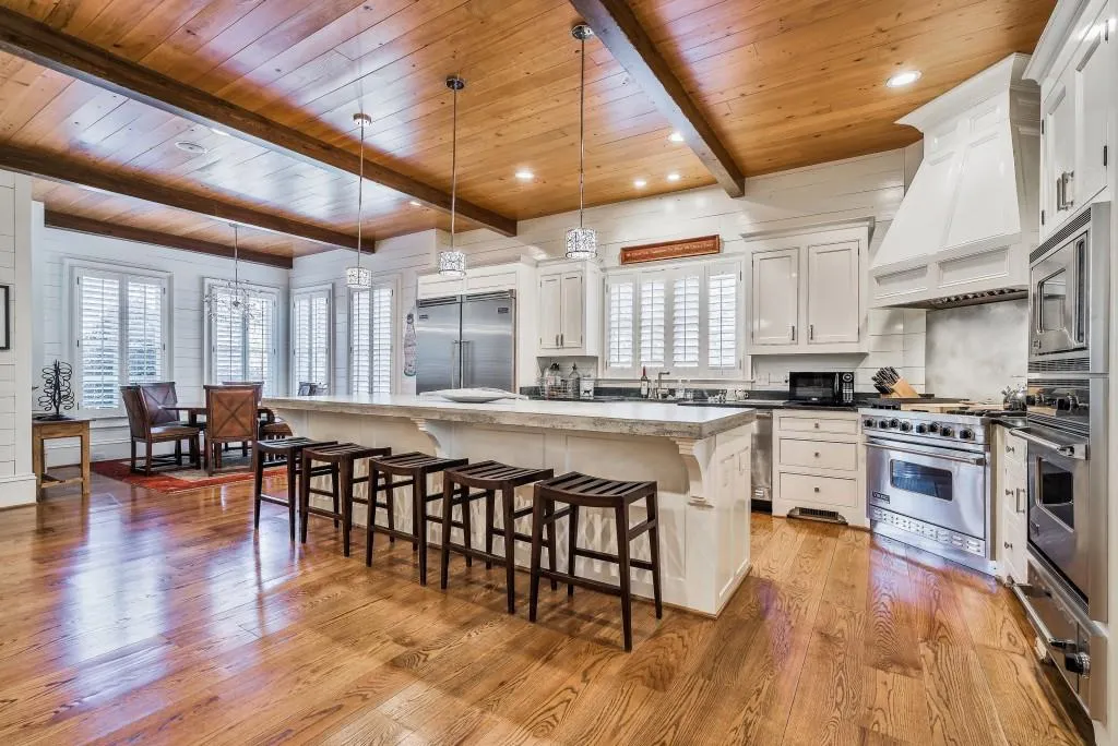 110 Burdette Trail, Atlanta, Georgia 30327, 6 Bedrooms Bedrooms, ,7 BathroomsBathrooms,Residential,Sold,110 Burdette Trail,5967573