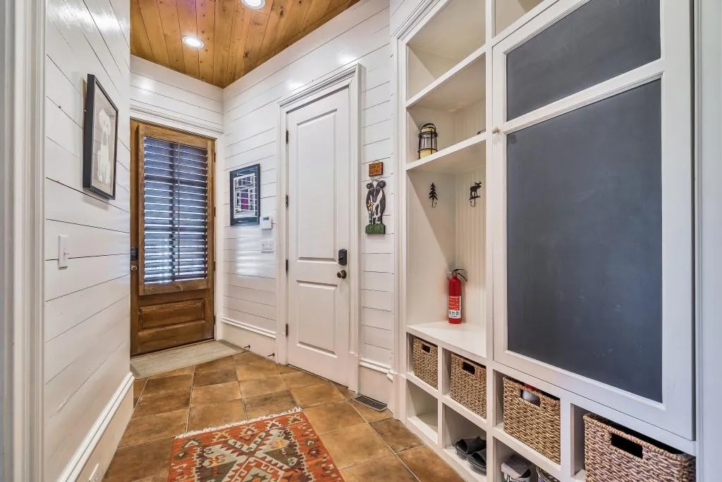 110 Burdette Trail, Atlanta, Georgia 30327, 6 Bedrooms Bedrooms, ,7 BathroomsBathrooms,Residential,Sold,110 Burdette Trail,5967573
