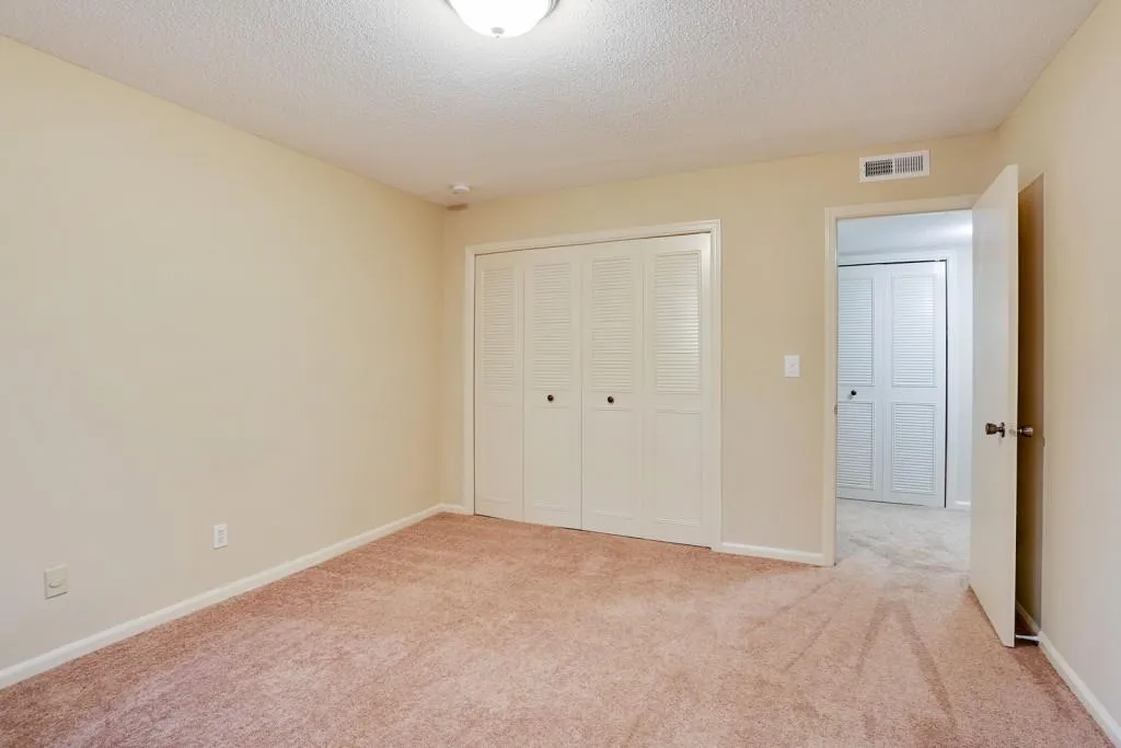 6851 Roswell Road Ne Unit M14, Sandy Springs, Georgia 30328, 3 Bedrooms Bedrooms, ,2 BathroomsBathrooms,Residential,Sold,6851 Roswell Road Ne Unit M14,5577579