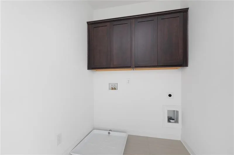 134 W Wieuca Road Ne, Sandy Springs, Georgia 30342, 4 Bedrooms Bedrooms, ,4 BathroomsBathrooms,Residential,Sold,134 W Wieuca Road Ne,6864288