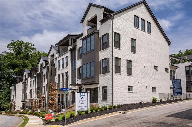 134 W Wieuca Road Ne, Sandy Springs, Georgia 30342, 4 Bedrooms Bedrooms, ,4 BathroomsBathrooms,Residential,Sold,134 W Wieuca Road Ne,6864288