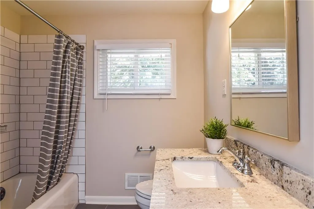151 Hardeman Road, Atlanta, Georgia 30342, 3 Bedrooms Bedrooms, ,3 BathroomsBathrooms,Residential,Sold,151 Hardeman Road,5928171