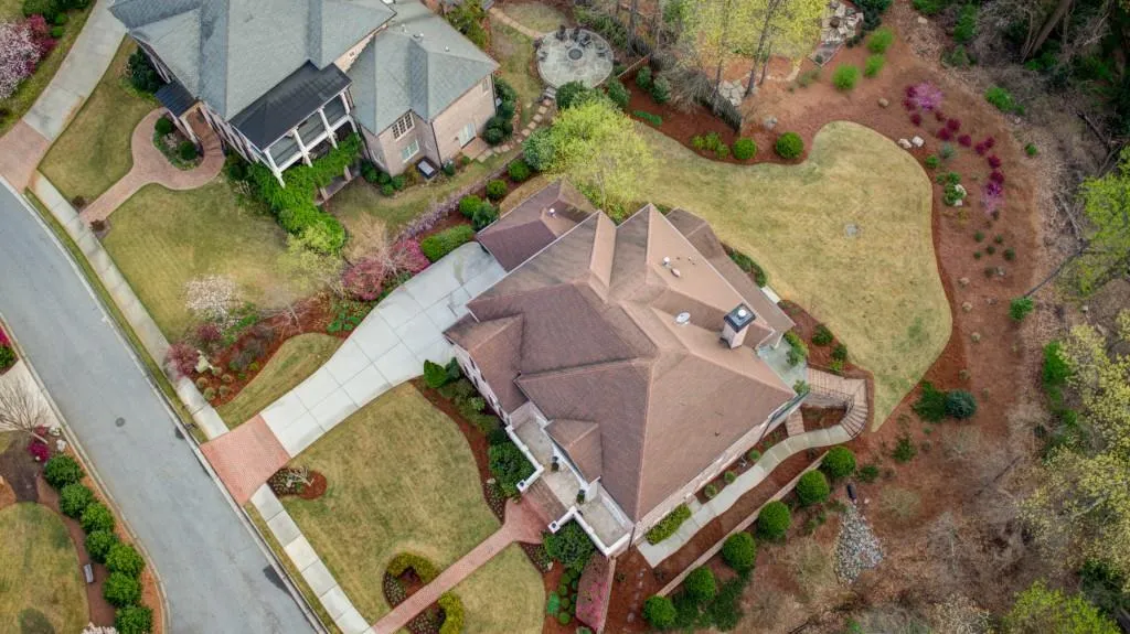 375 Laurel Chase Court, Sandy Springs, Georgia 30327, 6 Bedrooms Bedrooms, ,6 BathroomsBathrooms,Residential,Sold,375 Laurel Chase Court,5692540