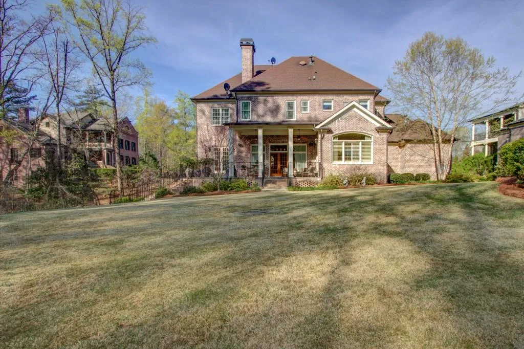 375 Laurel Chase Court, Sandy Springs, Georgia 30327, 6 Bedrooms Bedrooms, ,6 BathroomsBathrooms,Residential,Sold,375 Laurel Chase Court,5692540