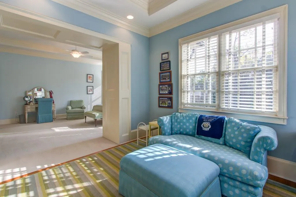 375 Laurel Chase Court, Sandy Springs, Georgia 30327, 6 Bedrooms Bedrooms, ,6 BathroomsBathrooms,Residential,Sold,375 Laurel Chase Court,5692540