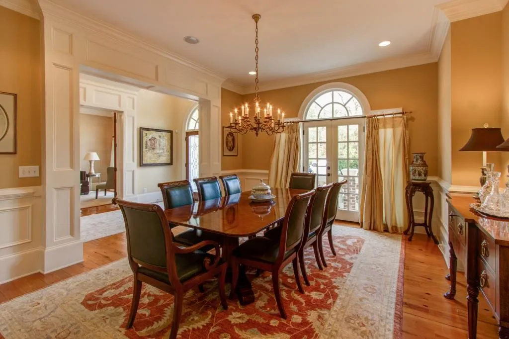 375 Laurel Chase Court, Sandy Springs, Georgia 30327, 6 Bedrooms Bedrooms, ,6 BathroomsBathrooms,Residential,Sold,375 Laurel Chase Court,5692540