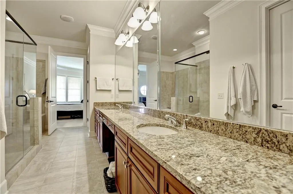 200 Riversedge Drive Unit 245, Atlanta, Georgia 30319, 3 Bedrooms Bedrooms, ,3 BathroomsBathrooms,Residential,Sold,200 Riversedge Drive Unit 245,5678024