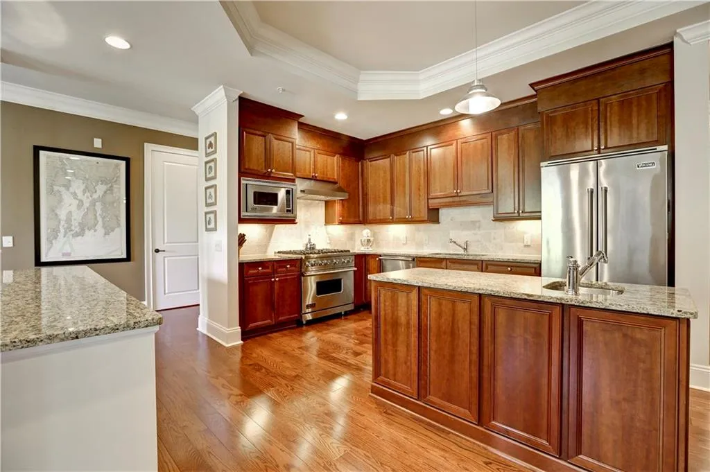 200 Riversedge Drive Unit 245, Atlanta, Georgia 30319, 3 Bedrooms Bedrooms, ,3 BathroomsBathrooms,Residential,Sold,200 Riversedge Drive Unit 245,5678024