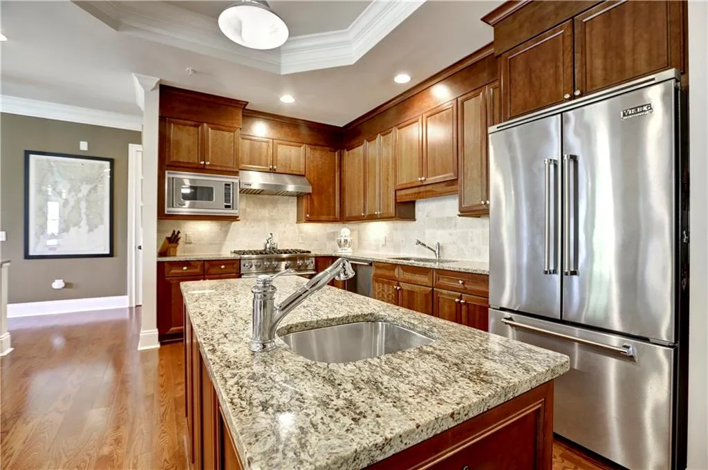 200 Riversedge Drive Unit 245, Atlanta, Georgia 30319, 3 Bedrooms Bedrooms, ,3 BathroomsBathrooms,Residential,Sold,200 Riversedge Drive Unit 245,5678024