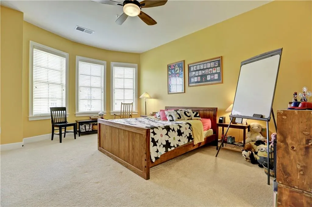 200 Riversedge Drive Unit 245, Atlanta, Georgia 30319, 3 Bedrooms Bedrooms, ,3 BathroomsBathrooms,Residential,Sold,200 Riversedge Drive Unit 245,5678024