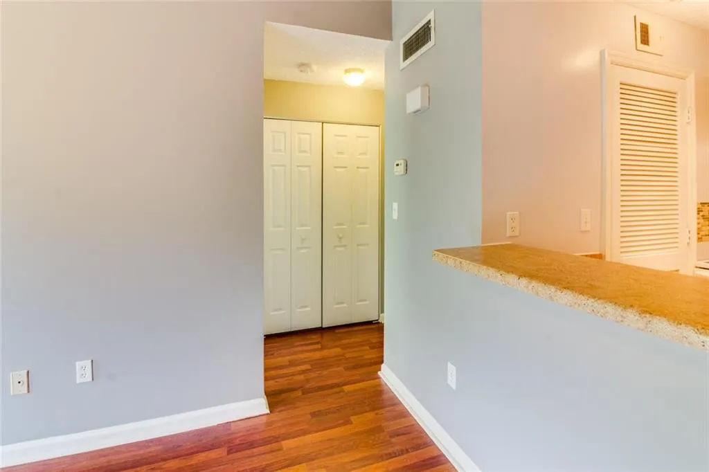 212 Granville Court Unit 212, Atlanta, Georgia 30328, 1 Bedroom Bedrooms, ,1 BathroomBathrooms,Residential,Sold,212 Granville Court Unit 212,5865208