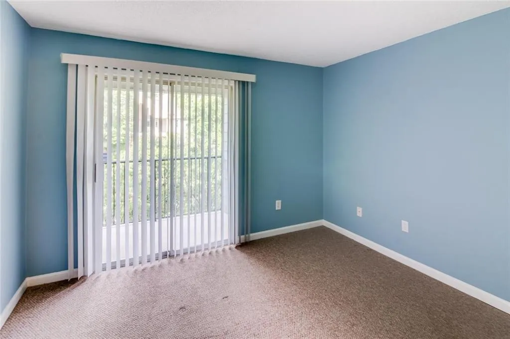 212 Granville Court Unit 212, Atlanta, Georgia 30328, 1 Bedroom Bedrooms, ,1 BathroomBathrooms,Residential,Sold,212 Granville Court Unit 212,5865208