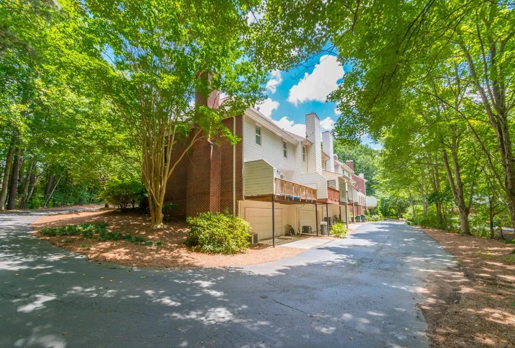 48 Huntington Place Drive Unit 48, Sandy Springs, Georgia 30350, 2 Bedrooms Bedrooms, ,2 BathroomsBathrooms,Residential,Sold,48 Huntington Place Drive Unit 48,5719243