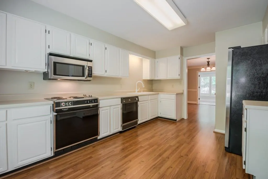 48 Huntington Place Drive Unit 48, Sandy Springs, Georgia 30350, 2 Bedrooms Bedrooms, ,2 BathroomsBathrooms,Residential,Sold,48 Huntington Place Drive Unit 48,5719243