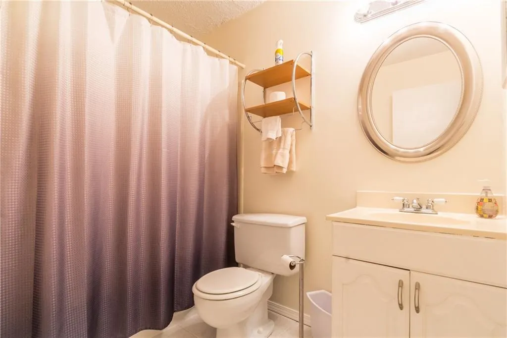 1304 Old Hammond Chase Unit 1304, Sandy Springs, Georgia 30350, 2 Bedrooms Bedrooms, ,2 BathroomsBathrooms,Residential,Sold,1304 Old Hammond Chase Unit 1304,5764197