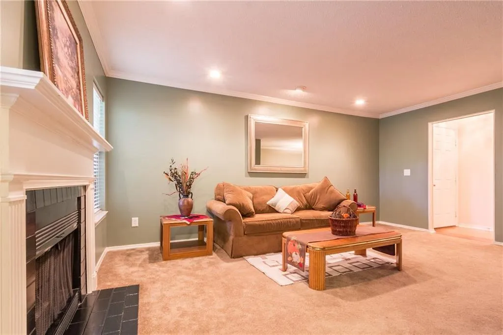 1304 Old Hammond Chase Unit 1304, Sandy Springs, Georgia 30350, 2 Bedrooms Bedrooms, ,2 BathroomsBathrooms,Residential,Sold,1304 Old Hammond Chase Unit 1304,5764197