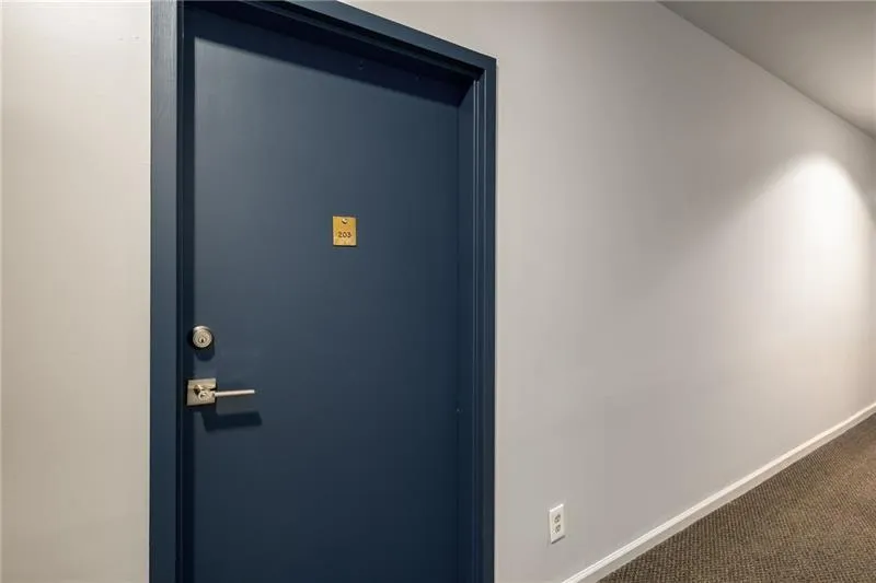 1421 Peachtree Street Ne Unit 203, Atlanta, Georgia 30309, 1 Bedroom Bedrooms, ,1 BathroomBathrooms,Residential,Sold,1421 Peachtree Street Ne Unit 203,7638374