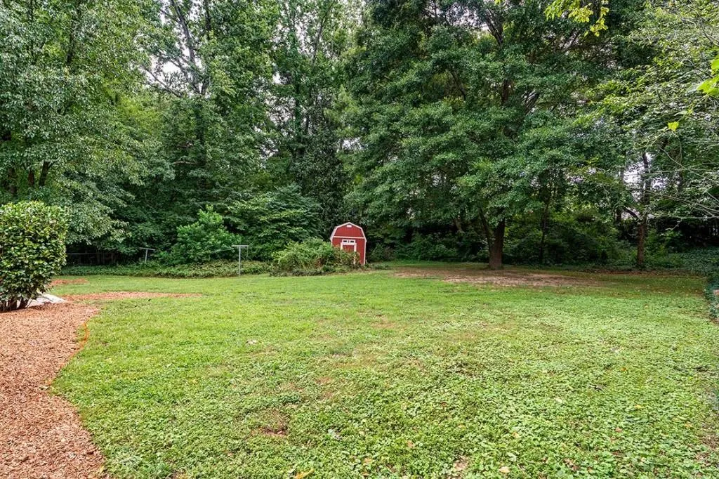 275 Brook Drive, Sandy Springs, Georgia 30328, 3 Bedrooms Bedrooms, ,2 BathroomsBathrooms,Residential,Sold,275 Brook Drive,7091707