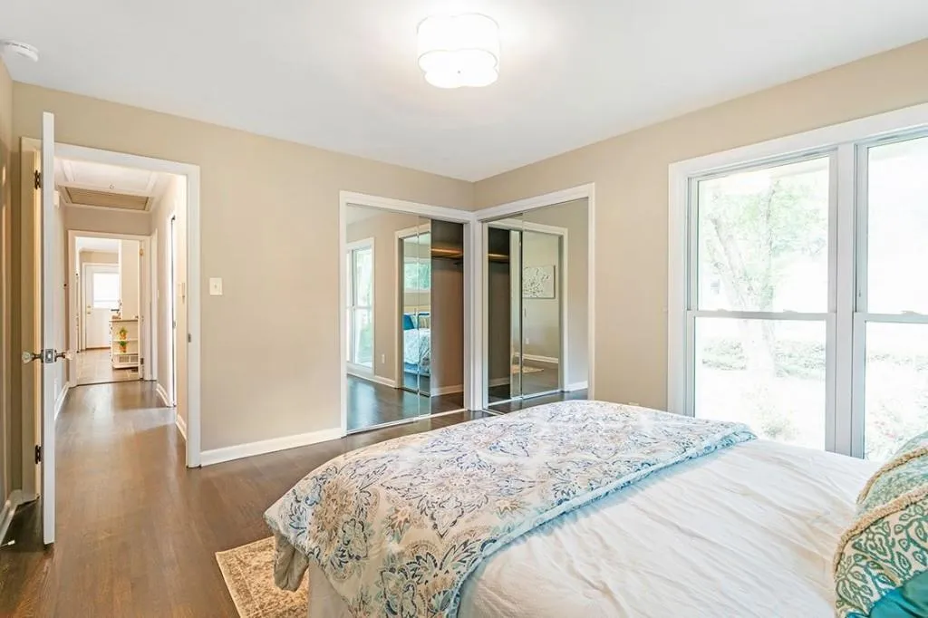275 Brook Drive, Sandy Springs, Georgia 30328, 3 Bedrooms Bedrooms, ,2 BathroomsBathrooms,Residential,Sold,275 Brook Drive,7091707