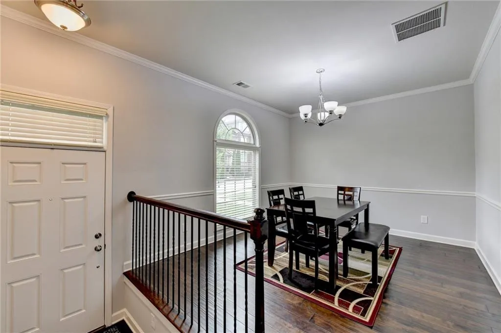 Spacious Dining Room