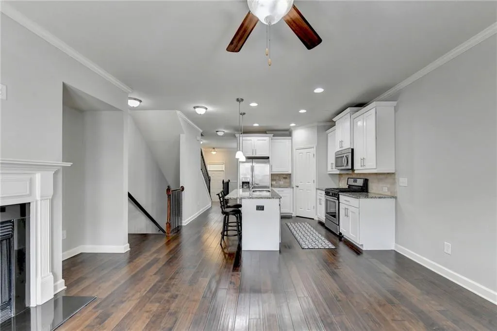 7425 Glisten Avenue Ne, Atlanta, Georgia 30328, 3 Bedrooms Bedrooms, ,3 BathroomsBathrooms,Residential,Sold,7425 Glisten Avenue Ne,7426657