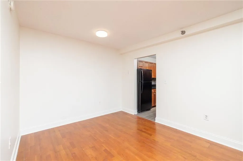 Generous living space ideal for relaxing or entertaining.