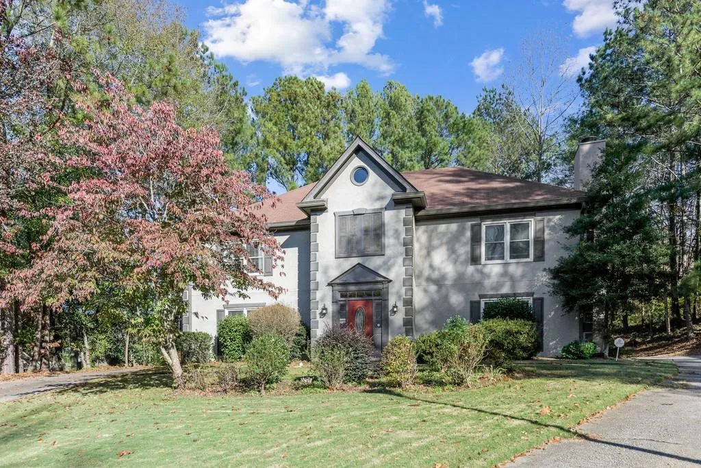 9158 Carroll Manor Drive, Sandy Springs, Georgia 30350, 3 Bedrooms Bedrooms, ,2 BathroomsBathrooms,Residential,Sold,9158 Carroll Manor Drive,6812422