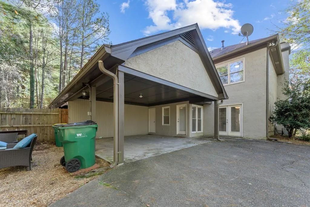 9158 Carroll Manor Drive, Sandy Springs, Georgia 30350, 3 Bedrooms Bedrooms, ,2 BathroomsBathrooms,Residential,Sold,9158 Carroll Manor Drive,6812422