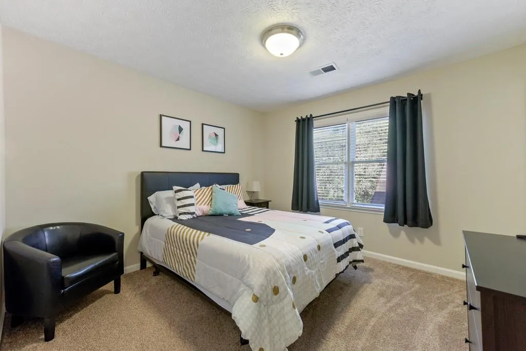 9158 Carroll Manor Drive, Sandy Springs, Georgia 30350, 3 Bedrooms Bedrooms, ,2 BathroomsBathrooms,Residential,Sold,9158 Carroll Manor Drive,6812422