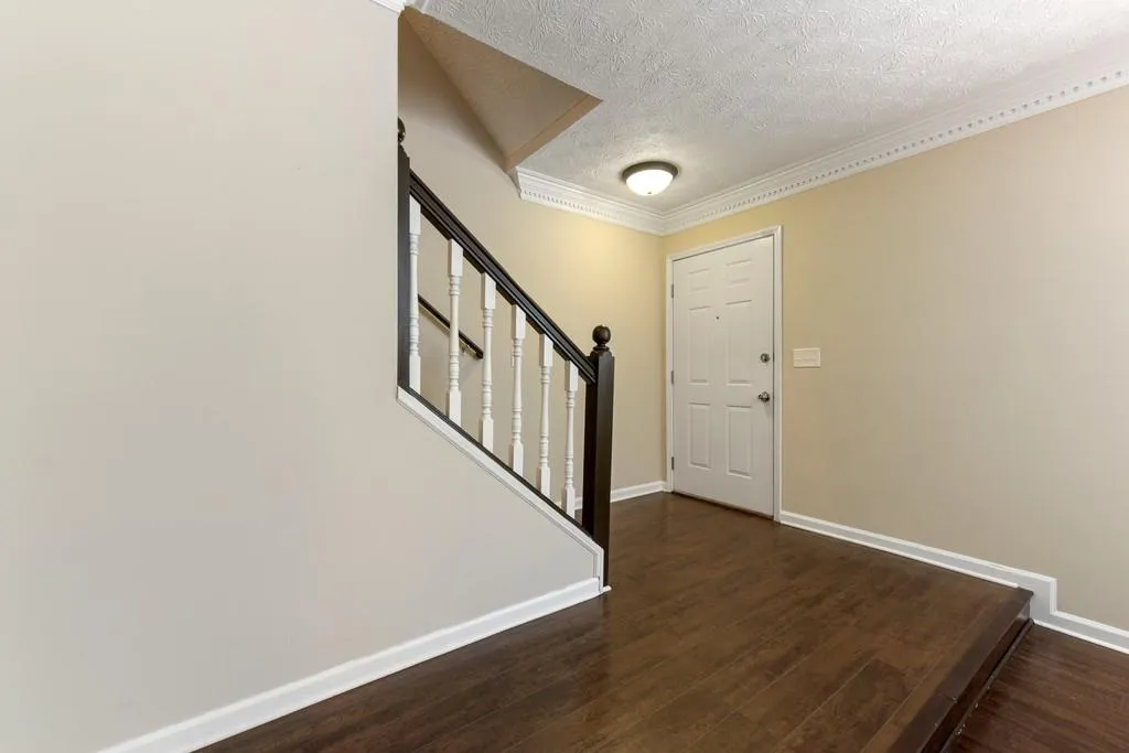 9158 Carroll Manor Drive, Sandy Springs, Georgia 30350, 3 Bedrooms Bedrooms, ,2 BathroomsBathrooms,Residential,Sold,9158 Carroll Manor Drive,6812422