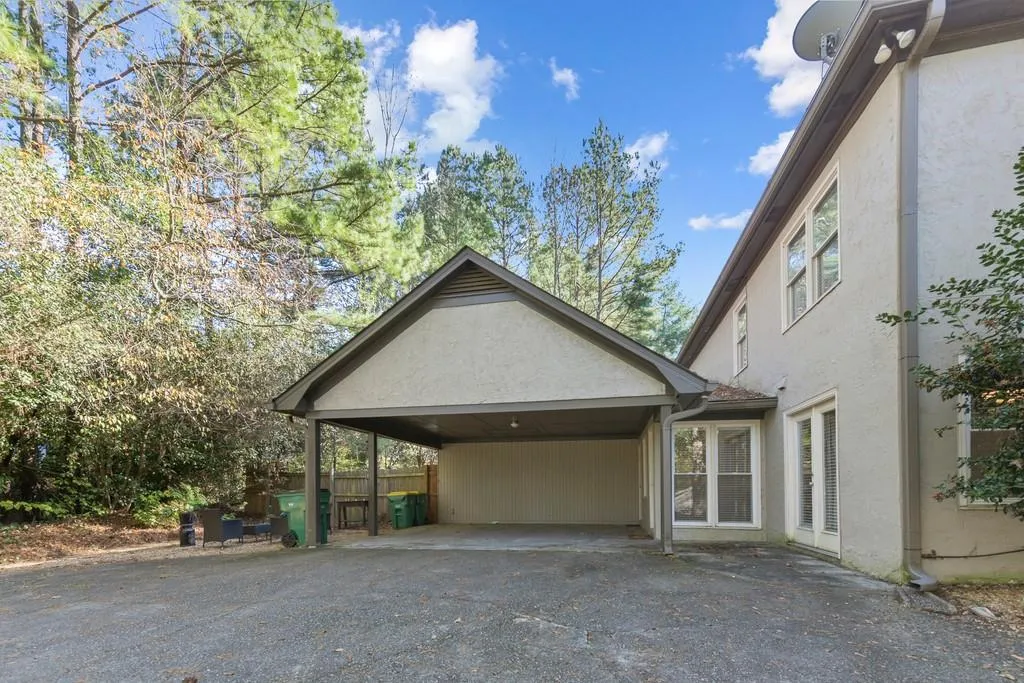 9158 Carroll Manor Drive, Sandy Springs, Georgia 30350, 3 Bedrooms Bedrooms, ,2 BathroomsBathrooms,Residential,Sold,9158 Carroll Manor Drive,6812422