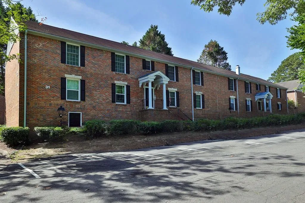 6700 Roswell Road Unit 31d, Atlanta, Georgia 30328, 2 Bedrooms Bedrooms, ,2 BathroomsBathrooms,Residential,Sold,6700 Roswell Road Unit 31d,7448463