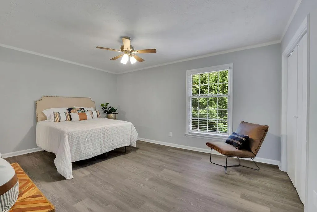 6700 Roswell Road Unit 31d, Atlanta, Georgia 30328, 2 Bedrooms Bedrooms, ,2 BathroomsBathrooms,Residential,Sold,6700 Roswell Road Unit 31d,7448463