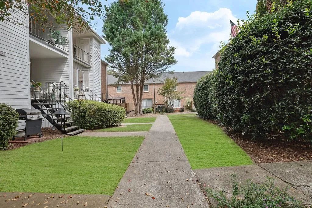 6700 Roswell Road Unit 31d, Atlanta, Georgia 30328, 2 Bedrooms Bedrooms, ,2 BathroomsBathrooms,Residential,Sold,6700 Roswell Road Unit 31d,7448463