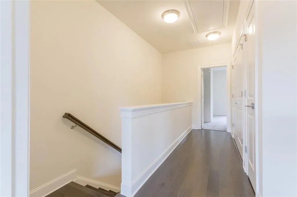 4228 Deming Circle, Atlanta, Georgia 30342, 3 Bedrooms Bedrooms, ,3 BathroomsBathrooms,Residential,Sold,4228 Deming Circle,5867755