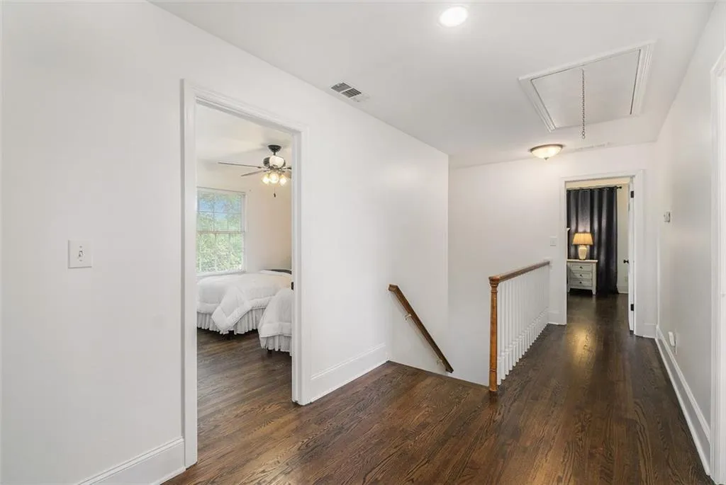250 Abington Drive, Atlanta, Georgia 30328, 5 Bedrooms Bedrooms, ,3 BathroomsBathrooms,Residential,Sold,250 Abington Drive,6896439