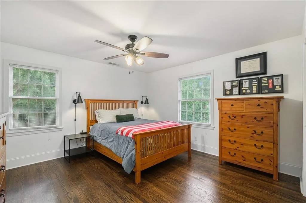 250 Abington Drive, Atlanta, Georgia 30328, 5 Bedrooms Bedrooms, ,3 BathroomsBathrooms,Residential,Sold,250 Abington Drive,6896439