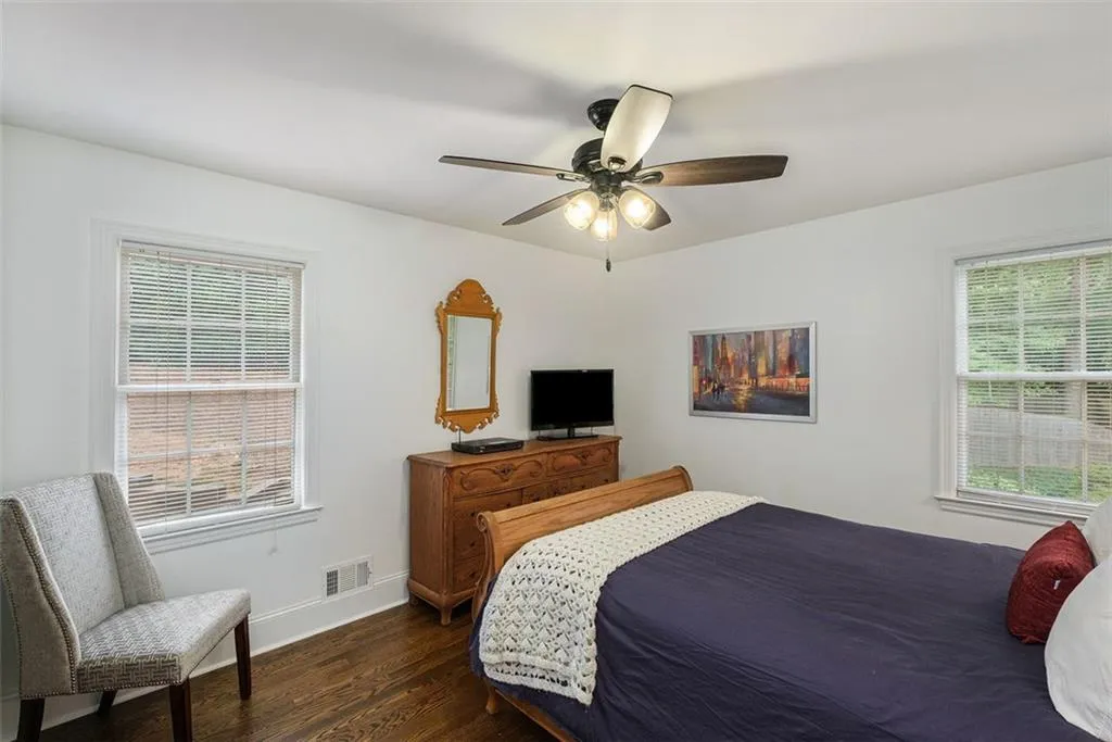 250 Abington Drive, Atlanta, Georgia 30328, 5 Bedrooms Bedrooms, ,3 BathroomsBathrooms,Residential,Sold,250 Abington Drive,6896439