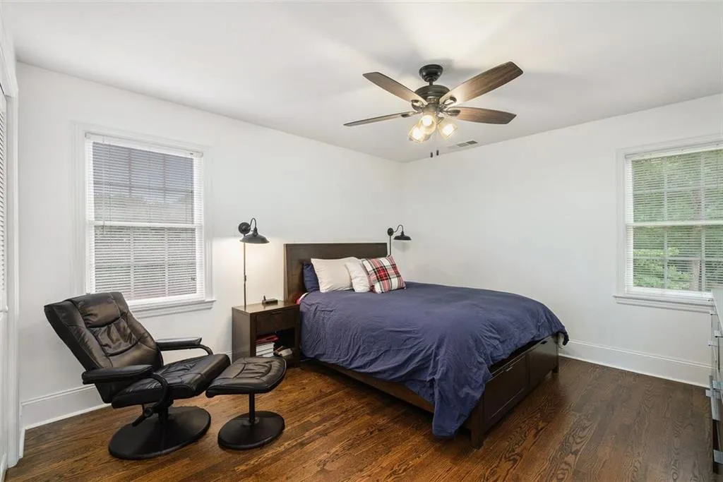 250 Abington Drive, Atlanta, Georgia 30328, 5 Bedrooms Bedrooms, ,3 BathroomsBathrooms,Residential,Sold,250 Abington Drive,6896439