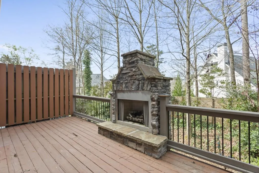 320 Mystic Ridge Lane, Atlanta, Georgia 30342, 4 Bedrooms Bedrooms, ,3 BathroomsBathrooms,Residential,Sold,320 Mystic Ridge Lane,7023921