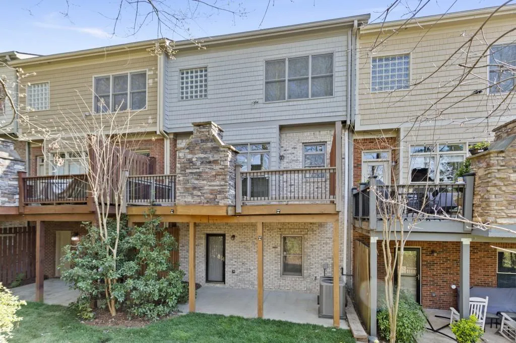 320 Mystic Ridge Lane, Atlanta, Georgia 30342, 4 Bedrooms Bedrooms, ,3 BathroomsBathrooms,Residential,Sold,320 Mystic Ridge Lane,7023921