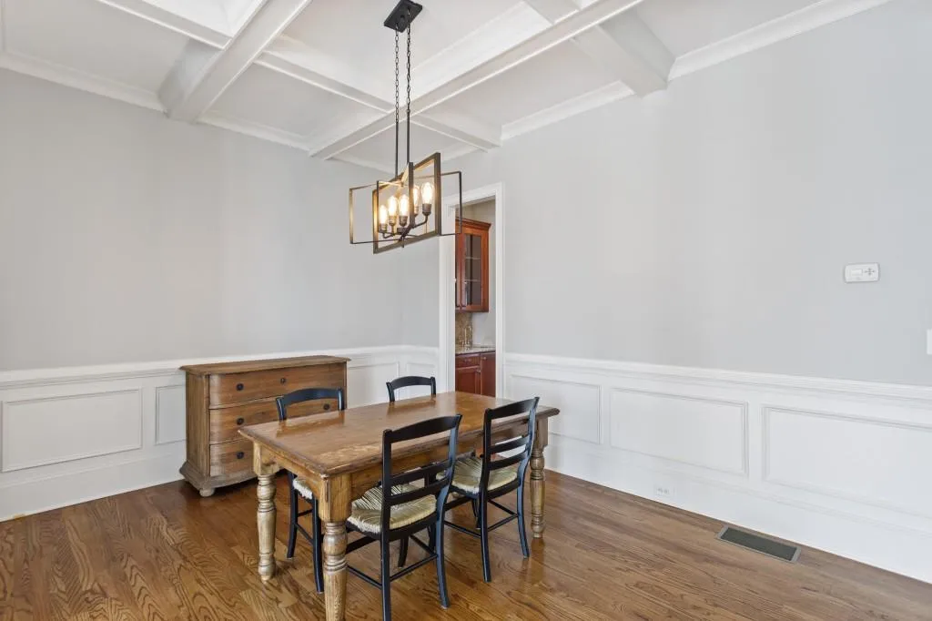 320 Mystic Ridge Lane, Atlanta, Georgia 30342, 4 Bedrooms Bedrooms, ,3 BathroomsBathrooms,Residential,Sold,320 Mystic Ridge Lane,7023921