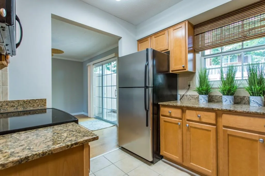3200 Seven Pines Court Unit 102, Atlanta, Georgia 30339, 3 Bedrooms Bedrooms, ,2 BathroomsBathrooms,Residential,Sold,3200 Seven Pines Court Unit 102,5907288